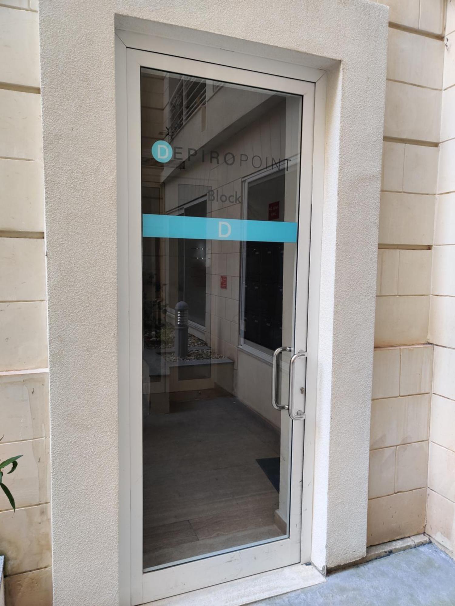Depiro Point Deluxe - Modern, Designer Apartment 2 Minutes Away From Popular Sliema Seafront Buitenkant foto