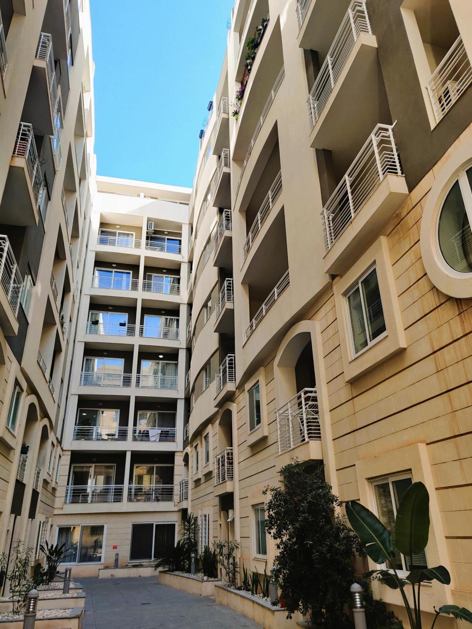 Depiro Point Deluxe - Modern, Designer Apartment 2 Minutes Away From Popular Sliema Seafront Buitenkant foto